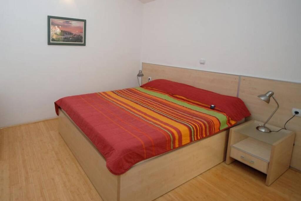 Bmv Room For 2-3 Persons 스베티스테판 외부 사진
